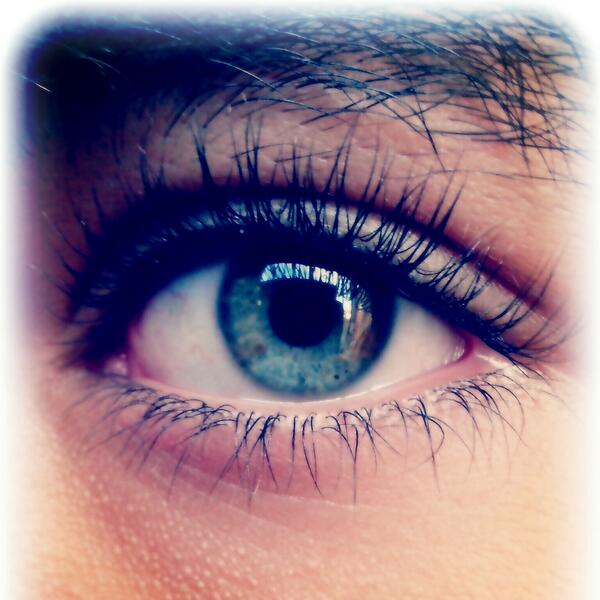 jhonnywalker217's tweet photo. My eye!!!   <3 http://t.co/BVY5RI9oZI