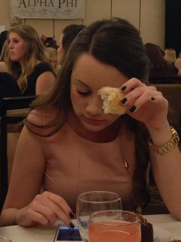 sarahsophiaa_'s tweet image. 13 down 1 more to go #breadqueen #biggirlsdontcry @kayylantis