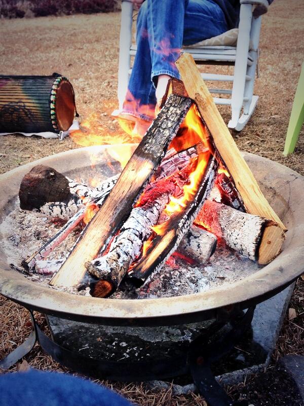 TinaNOLA's tweet photo. Staying warm by the fire!!#winterbeachtime http://t.co/FgaxgJx5eN