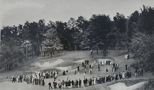 Toronto_Terror's tweet photo. Original green and bunkering, Hole 12, St. Georges Golf and Country Club http://t.co/EAFSmSebtL