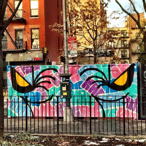LoftyGoalsNYC's tweet photo. Lofty Goals painted this #mural today for the @CentreFuge Public Art Project: #graffiti #streetart http://t.co/BvluU6SY8S