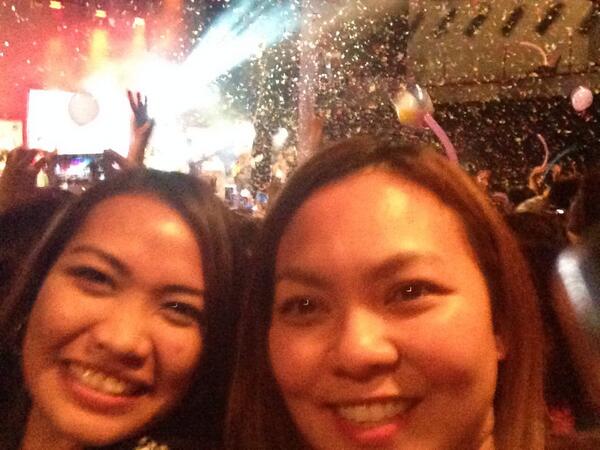 gutterfl0wer's tweet photo. Restored Motivated Empowered Blessed Secured - Thank you Lord! #discipleship2014 @victorymakati with Joan Vocal. http://t.co/dF9rl084m6
