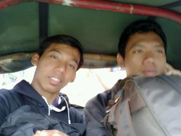 AAAgoess tweet picture