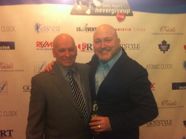 atomicclockinc's tweet image. With Bob Arrigo @eveningofmiracles @JesseArrigo #nevergiveup