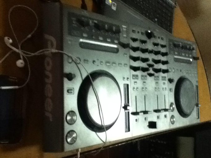 DDJ-T1 http://t.co/x50z8EqQq4<a href="/tag/binance"class="tags"><span>#binance</span></a><a href="/tag/bitcoinbutton"class="tags"><span>#bitcoinbutton</span></a>