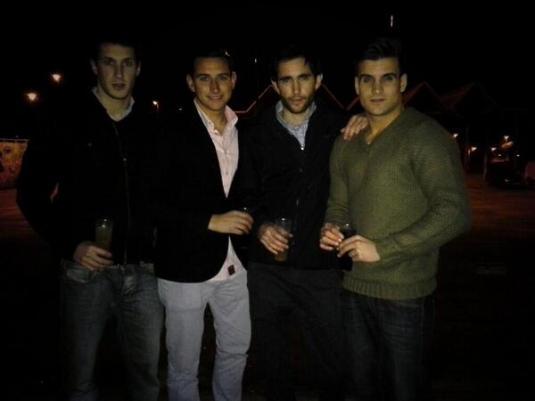 Seluprieto's tweet photo. Sevilla en peligro! @pablo_soto1  @LeoAlvarezbb  @wirbitoh http://t.co/nFyZh7PQOw