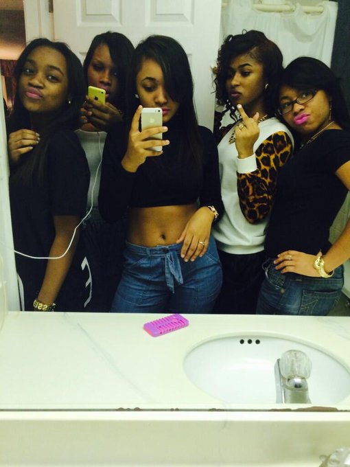 Watch Autumnnnnn🌸's leaked NSFW photo on TwXstars