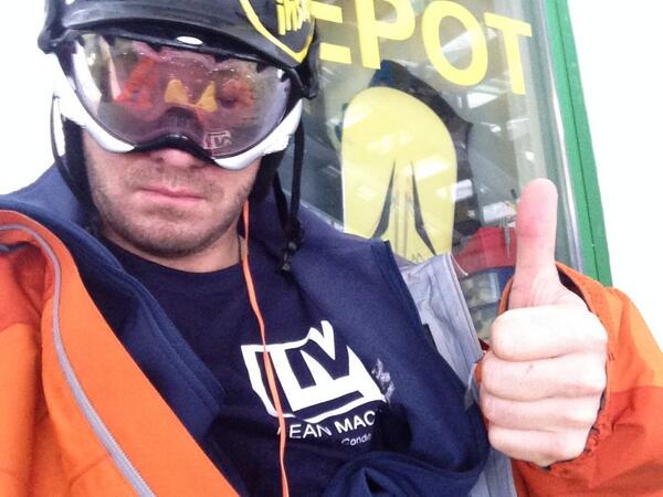 MartinTR197's tweet image. International @LeanMApparel  day...
#OperationLeanMachine #WoManOrMachine @SamPT3 @skinner_deano @ElleJayR  ❄️⛄️❄️