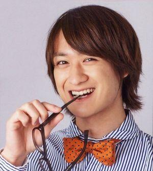 bot67972596's tweet photo. 誰でも笑顔が一番だよね。笑顔はやっぱり好き。メンバー内だと…玉の笑顔には弱いかな。だって、かわいい（笑）！
by.宮田俊哉
 https://t.co/ueEsDraO2k