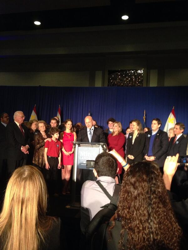 Tania Tetlow tweet media