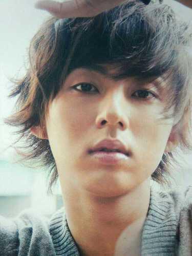 bot67972596's tweet photo. この子いいなって思うとつい目で追っちゃう。でもツンデレだから見てるって思われたくないし、この人、私のこと好きなのかなって絶���思われたくない（笑）
by.藤ヶ谷太輔 
https://t.co/fmlZ204jpb