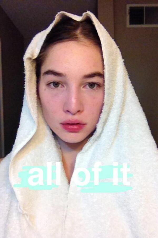 artwerk6666's tweet photo. for poor souls not dependent on snapchat http://t.co/DhO1WIO9AJ