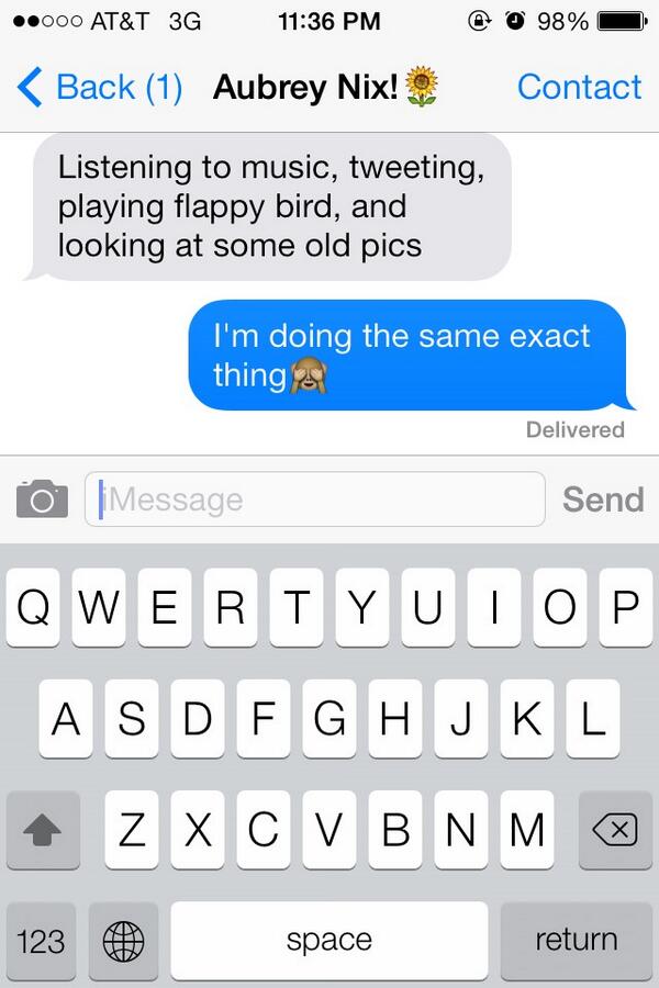 BlairBailey4's tweet photo. Same page tonight or naw?! http://t.co/6CE8Hu3khO