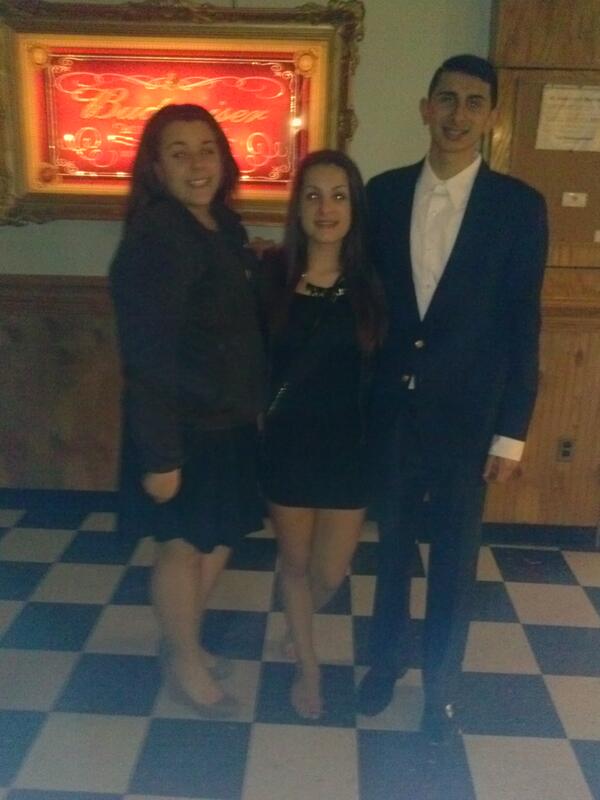cieraaxo_'s tweet photo. My two bestfriends, idk how you guys can put up w/ me, but I love you both so much @_Trevor_James_ @Chelseaa_Hicks http://t.co/amaBPOpuy5