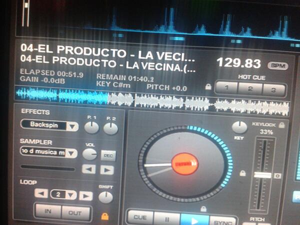 sonando en el guerrero super fria drink la vecina con @DJANGELMIX12 de <a href="/ELCORODELOS12RD/">ELCORODELOS12ᴰᴶ RD</a>