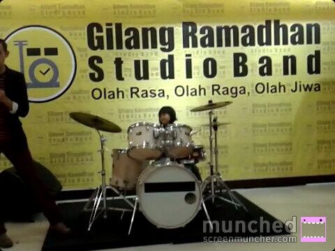 tribudiy's tweet photo. Bunga RT @aw_rina @aw_tec @grsb jogja http://t.co/4q7Ijg0CQ8