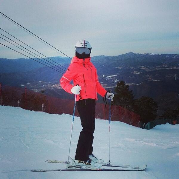 DUNIA_SONE's tweet photo. Hyostagram : 🏂🏂🏂🎿🎿🎿✌️✌️✌️ #HEAD http://t.co/iCBJW1ZQ1j http://t.co/JJRKl7jDVY