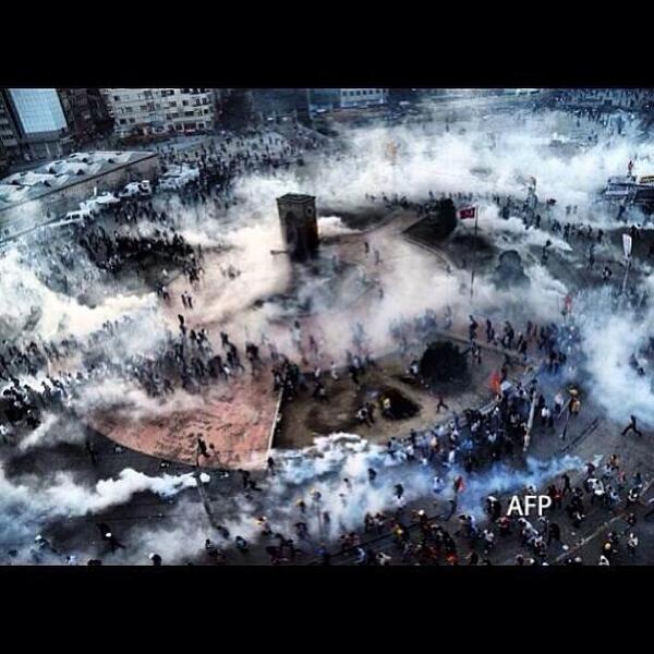 Biz de bilirdik iyi cocuklar olmayı lakin ortam müsait degildi...