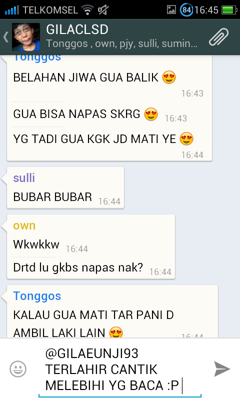 GILAWYF90's tweet photo. HAPPY END YE "@GILACLSD: Akhir cerita si tonggos pun tdk jadi mati /? http://t.co/W2mSaSevnZ"