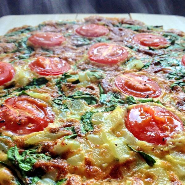 FeedMeLess's tweet image. 2.5egg Spinach Onion Tomato Omlette 320kcal 19g Protein #feedmeless