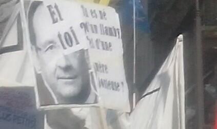 TYCHIQUE7's tweet photo. Né d'un Flan y et d'une mère porteuse #LeMans #LaManifPourTous #2fev http://t.co/slWQRGtbMH
