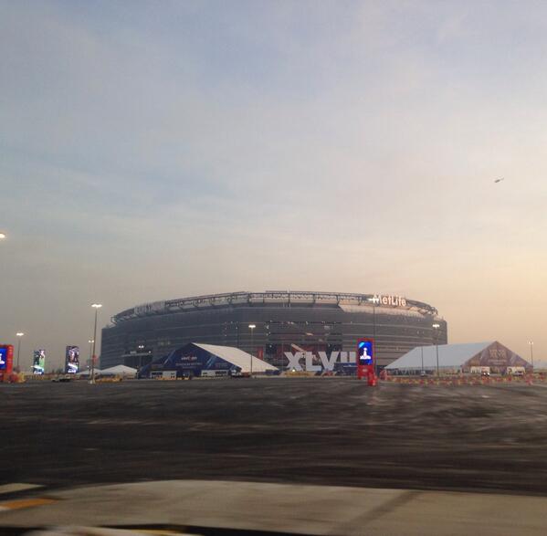 SuperBowl's tweet photo. GameDay. #SB48 http://t.co/xfmEzigW5h