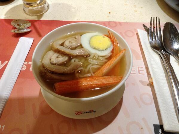 joshwarma's tweet photo. @BUFFET101 the best eat all you can! http://t.co/cGFzJYSAXL