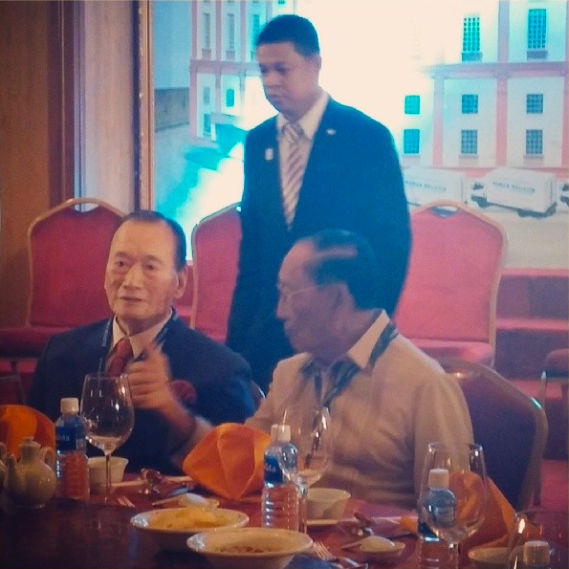manilabulletin's tweet photo. Spotted: Don Emilio T. Yap with former President Fidel V. Ramos #mb114 http://t.co/GUhTEDHnOm