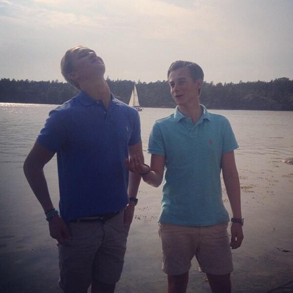 RTilliander's tweet photo. Känner att en sån här dag vill man ha just nu! @tibblicious http://t.co/s5q6wxmS6g
