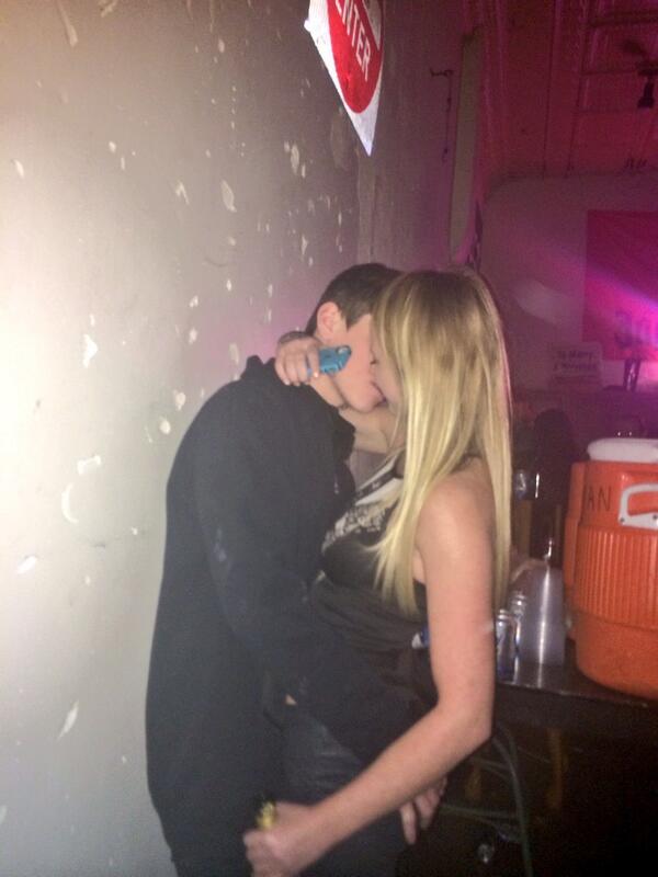 MSUMakeouts's tweet photo. “@OhhmyGoff: @MSUMakeouts @casewillnoiwont #rookiemove http://t.co/CTE0lprnrY” #MSUmakeouts