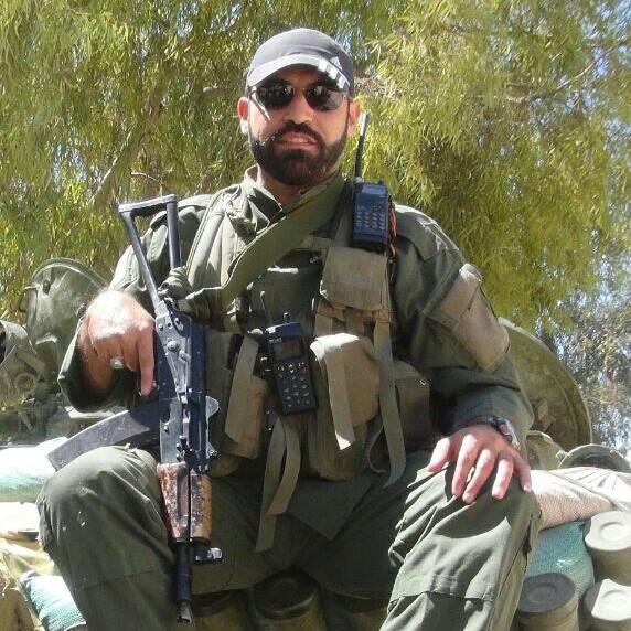 Aly_A2's tweet photo. الشهيد أبو تراب مرعب الأعداء .. http://t.co/gu4Hamnp8H