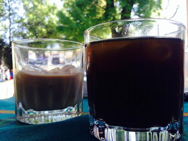 tronkosintwiter's tweet photo. Carajillo &amp; bailays #patzcuaromoto http://t.co/Th5MVidyIR