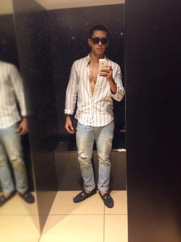 richardemerson's tweet photo. 🎧🎵 My head's under water but I'm breathing fine. You're crazy and I'm out of my mind 🎶 #stayclassy #PIMP http://t.co/AFPxqiZSw4