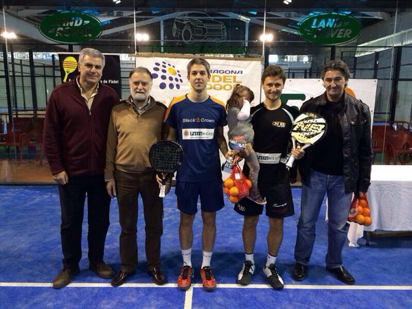 enebepadel's tweet photo. Enhorabuena a @adrianbiglieri - @EnricSanmarti por el título en el #MasterFCP @FCatalanaPadel en @TgnPadelindoor http://t.co/UFP6QwZrn9