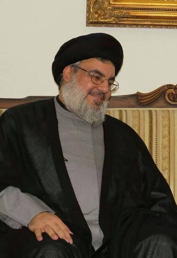 MahdiArmy95's tweet photo. RT @sef_alasd: اقسم بالله 

اني اعجز عن وصفك
 
قل من انت

انت القمر !

ام القمر انت !! http://t.co/wD8Ew6a340