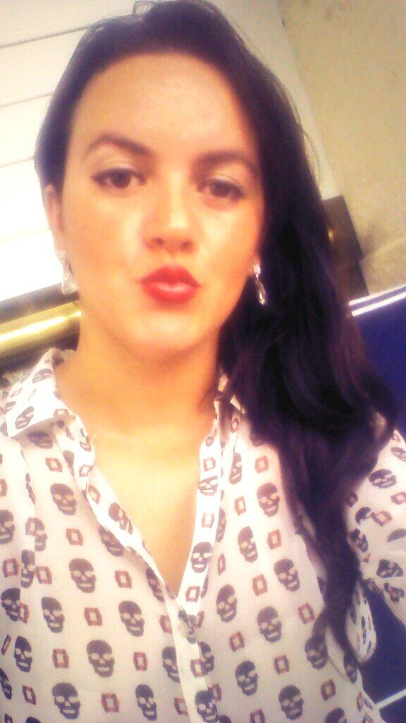 yovalinaG's tweet photo. Holaa http://t.co/eYc8edGBuG