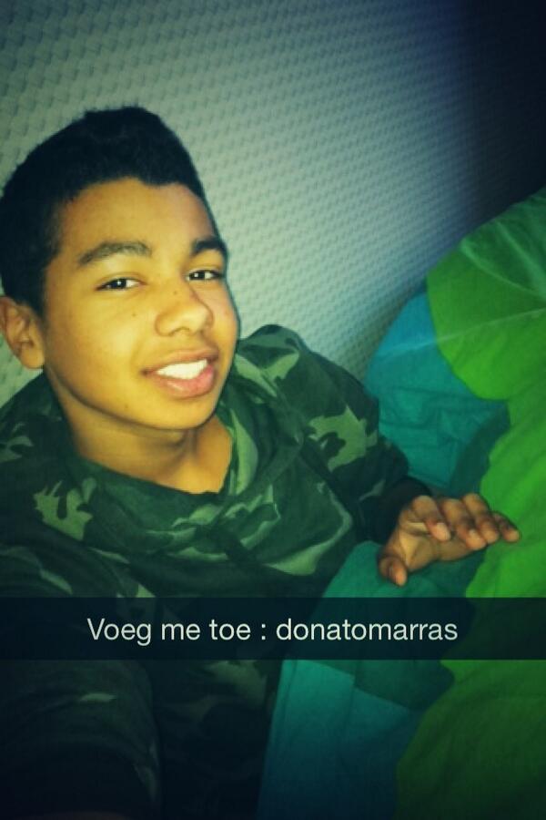 DGirll's tweet photo. “@illestkiddo_: Voeg me toe op snapchat http://t.co/DpFBOkvCLC”