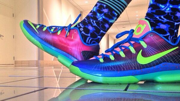 TheSoleSavior's tweet photo. EYBL #SoleSavior http://t.co/1enWhKDNMr