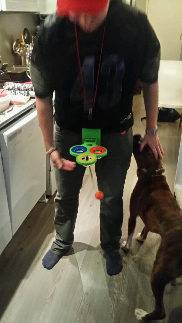 clickflickca's tweet photo. Walla Balla is happening with @beachrockinc  #SuperBowl http://t.co/fFWFgddUes
