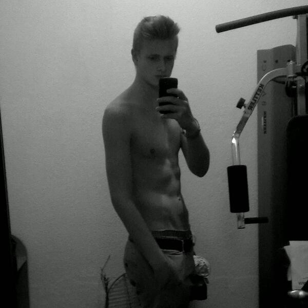 Und Jetzt schon ins Bett ;:*__*