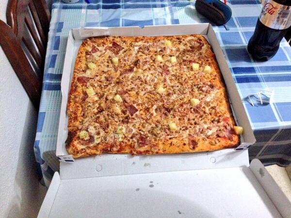 immamartinez8's tweet photo. Felicidad nivel:
@Na_zaretR @MireyaLA8 @cherrypussyriot @RepuAntifa http://t.co/OTVBmHSfQo