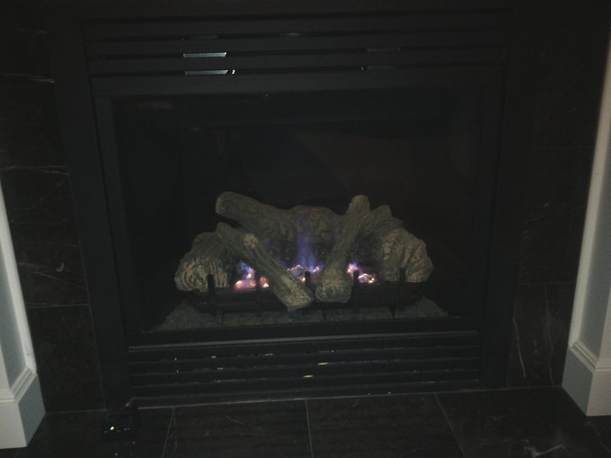 Back in the day the #FirePlace i had wasn't even useable #Blessed http://t.co/OHcxB8Afr4<a href="/tag/fireplace"class="tags">#FirePlace</a><a href="/tag/blessed"class="tags"><span>#blessed</span></a>