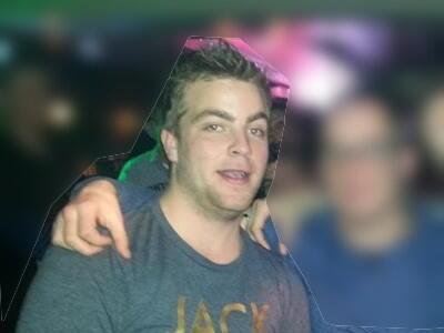 Wie heeft marten van dijken gezien! laatst gezien in Berkum!!! DELEN!!!
0623458594/0384771163 
zw fiets br leren jas