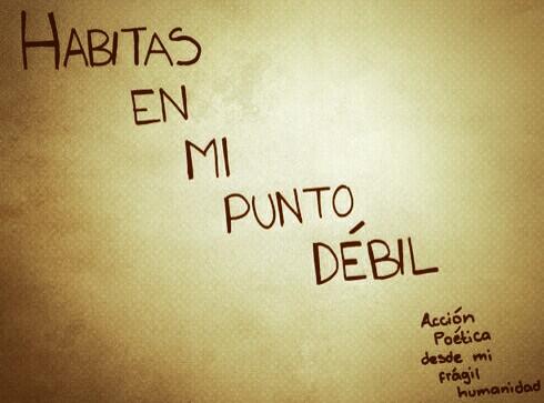 Gatitomissino's tweet photo. .Habitas en mi punto débil.. http://t.co/dYEHSBT5HB