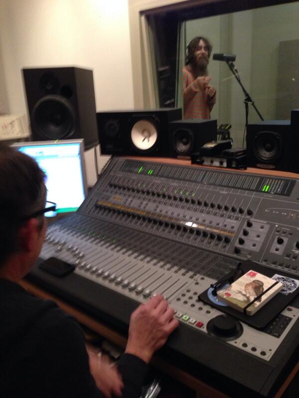 Bootgaze's tweet image. @louielino and Case #talkback #bootgaze #thebittersuite #EaseThemPistols #resonate