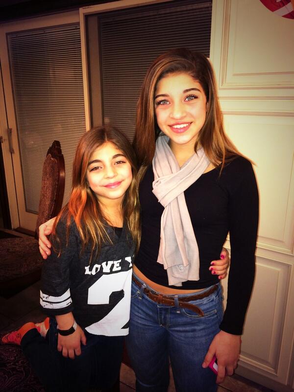 Teresa_Giudice's tweet photo. Sisterly Love @TrueGia Happy 8th Birthday Milania... http://t.co/BNlwfnSlG7