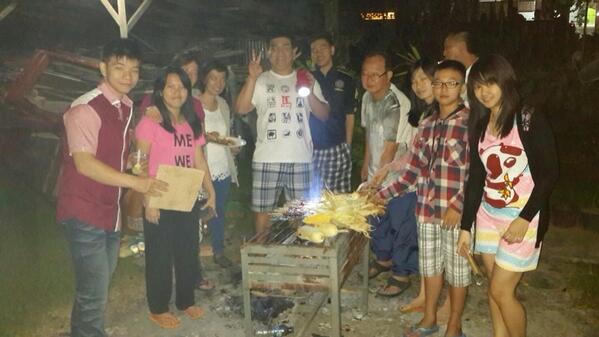 khomarsella's tweet photo. Cny bbq http://t.co/UUbZqULIxD