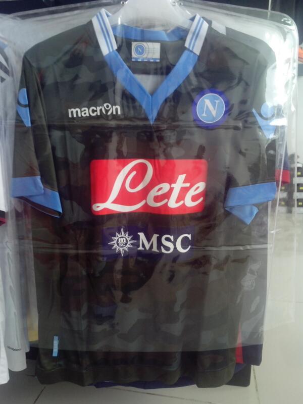 Napoli 3rd. Ukuran M harga 99.000. #JUARA Contact di bio ya :)