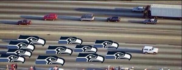 FunnyPicsDepot's tweet photo. LMAO rt if you get it 😂 http://t.co/QTn71ZRust