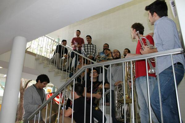 BrassBrew's tweet photo. Meet the band! #brassband #brassbrew #musicfans http://t.co/3m8otM5N3W